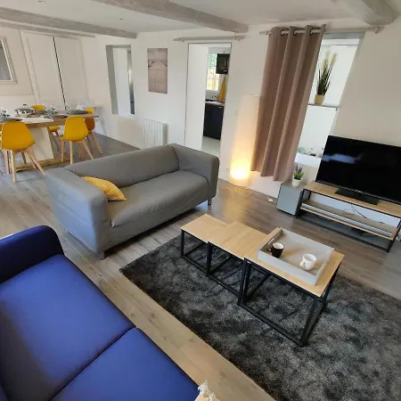 Апартаменты Homefleur - Grand Avec Jardin 4-6 Personnes